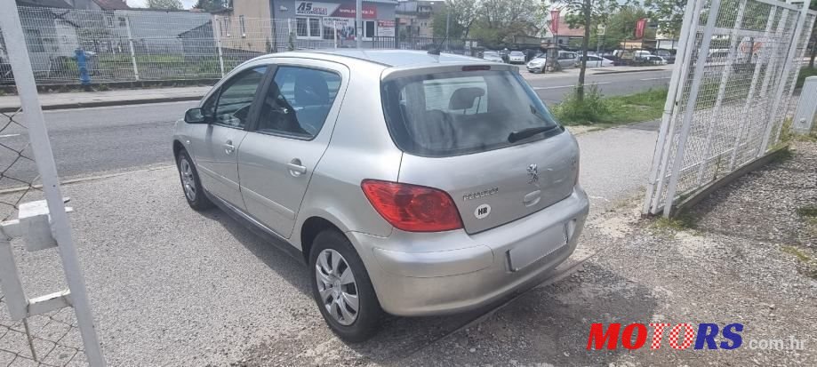 2006' Peugeot 307 i photo #6