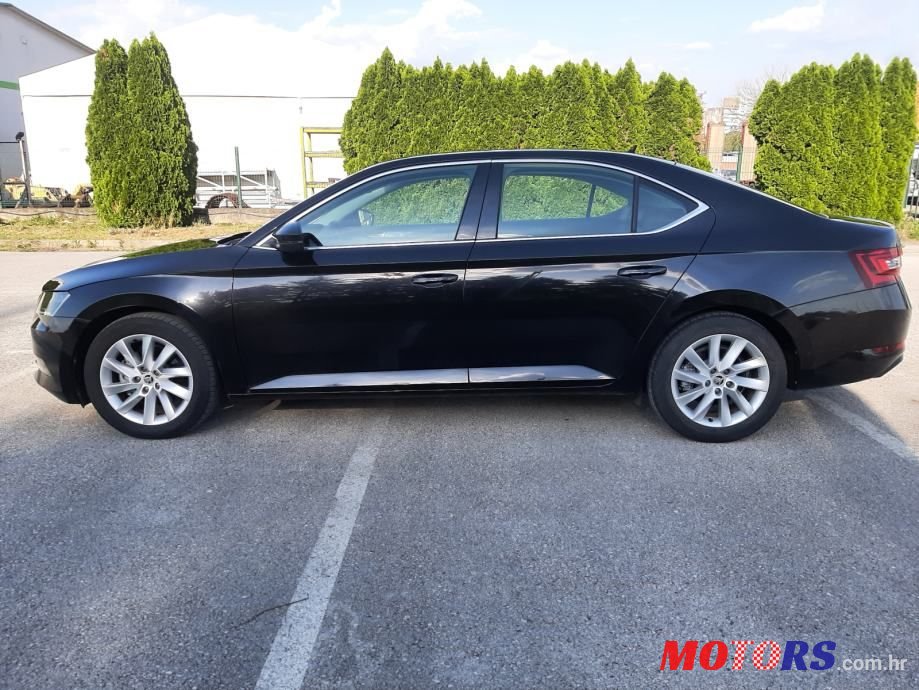 2017' Skoda Superb 1,6 Tdi photo #3
