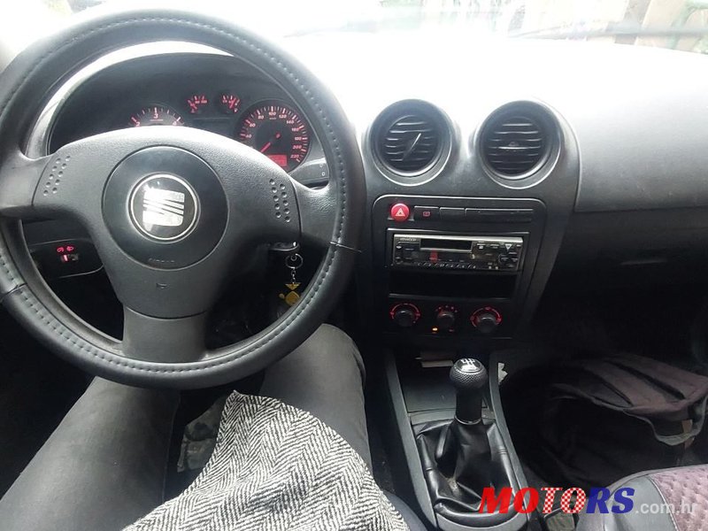 2004' SEAT Ibiza 1,9 Sdi photo #5