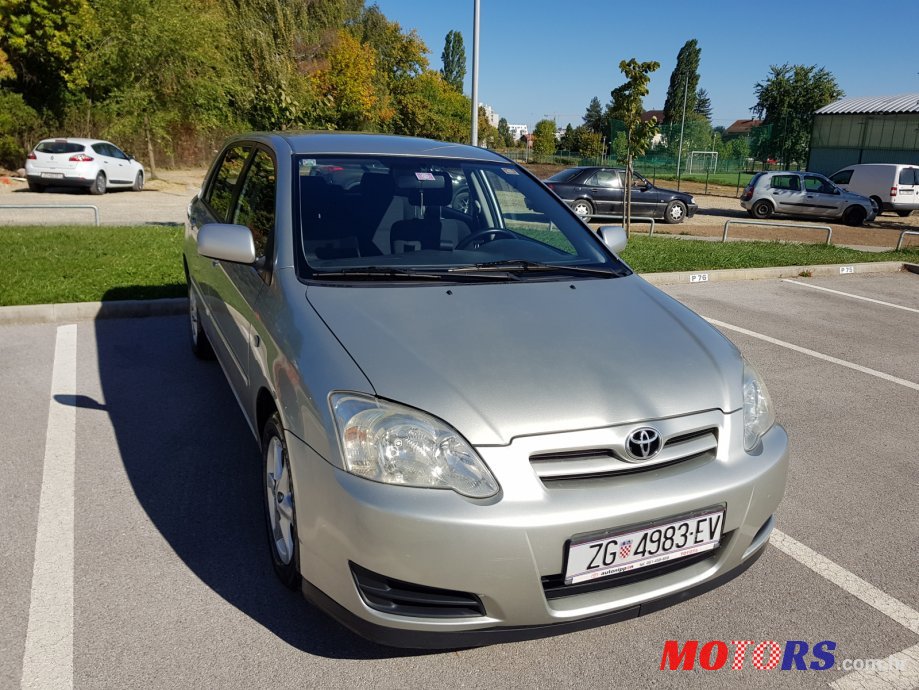 2006' Toyota Corolla photo #2