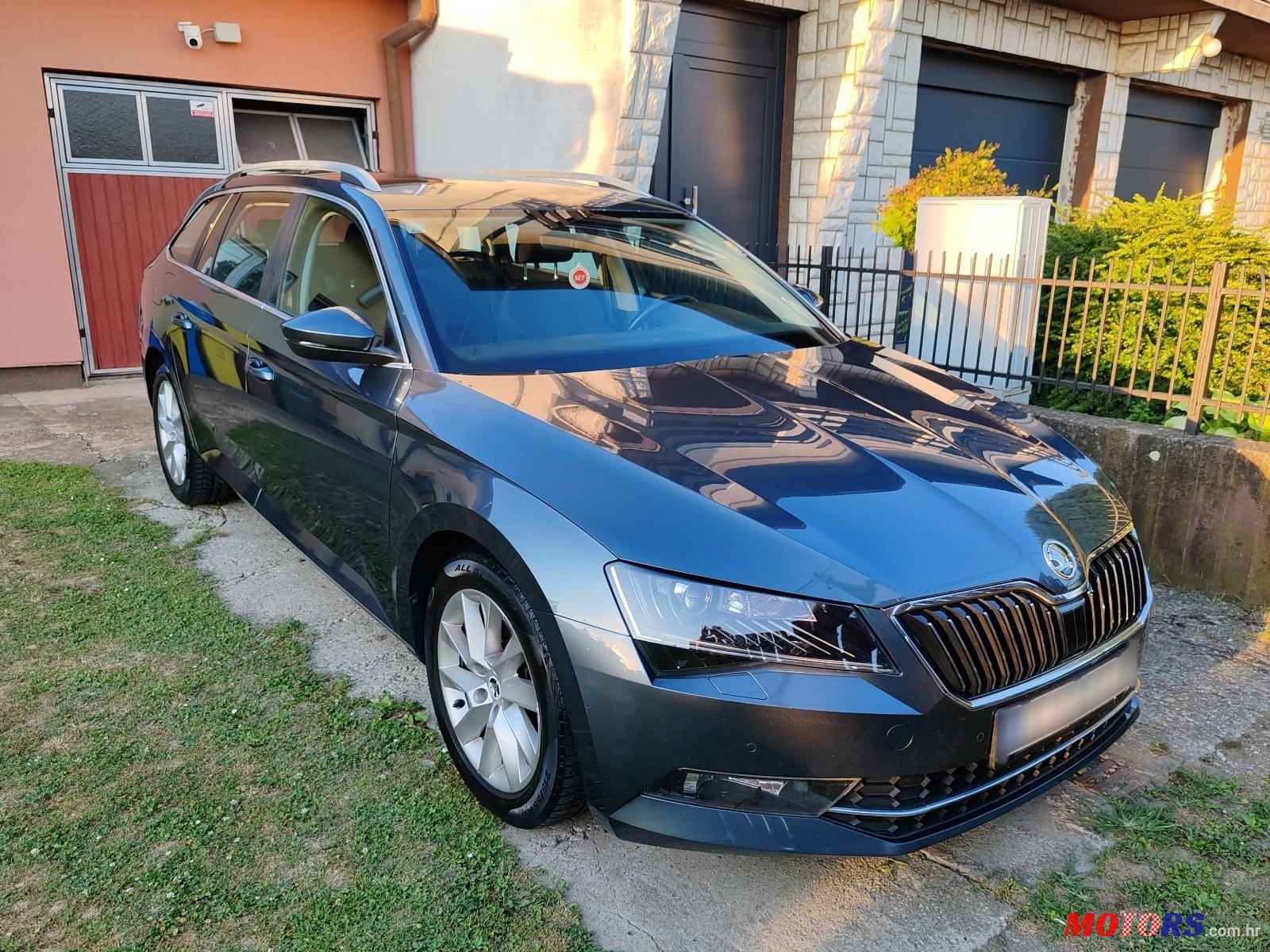 2016' Skoda Superb Combi photo #6
