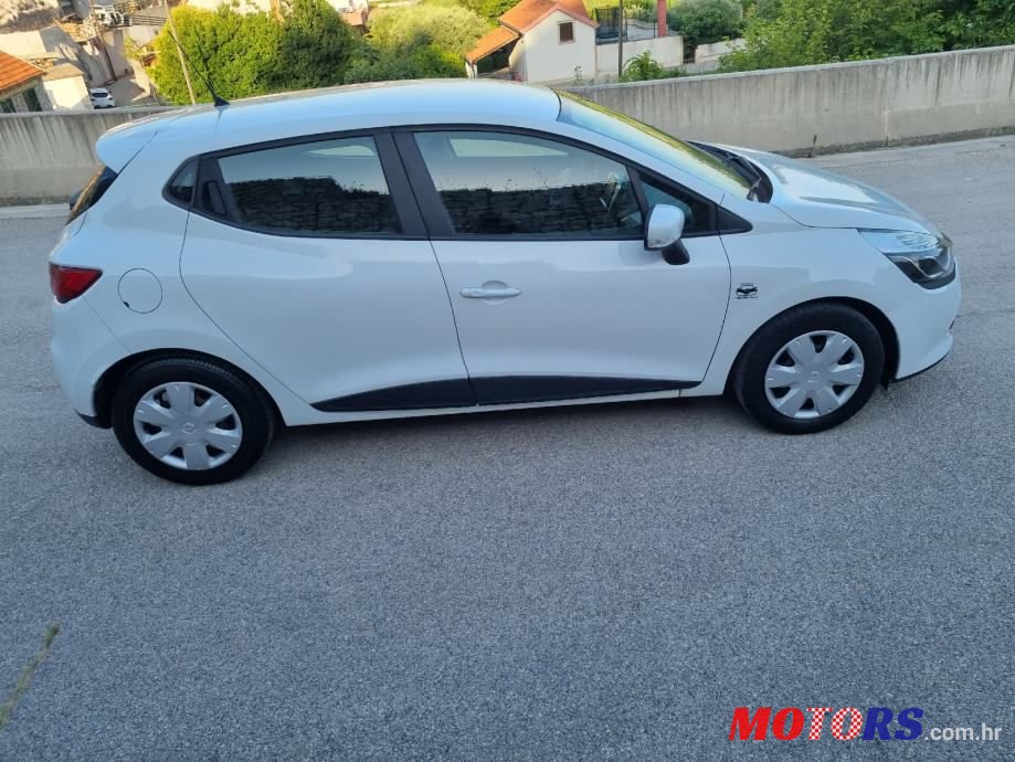 2015' Renault Clio Dci 75 photo #4