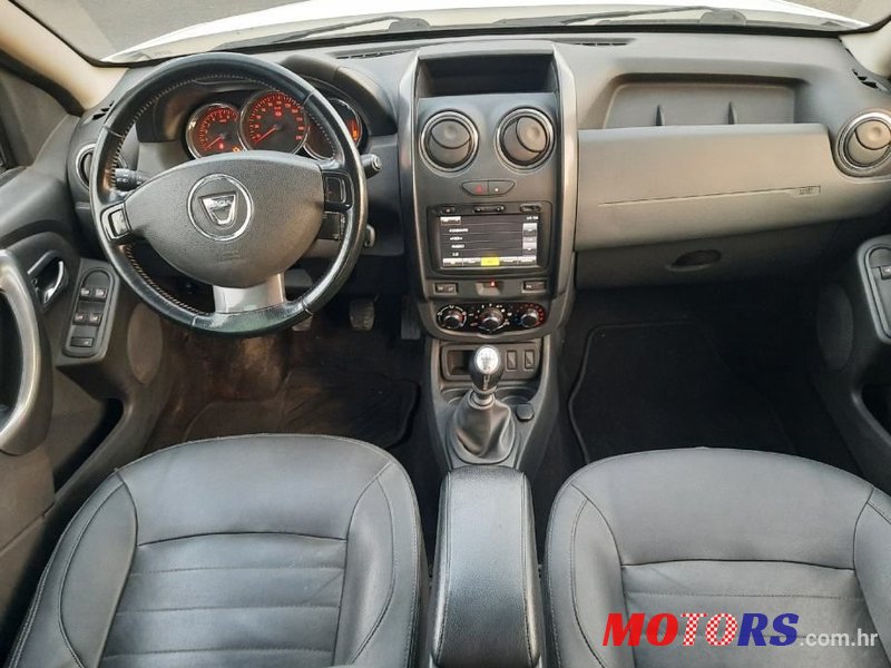 2015' Dacia Duster 1.2 Tce Prestige photo #2