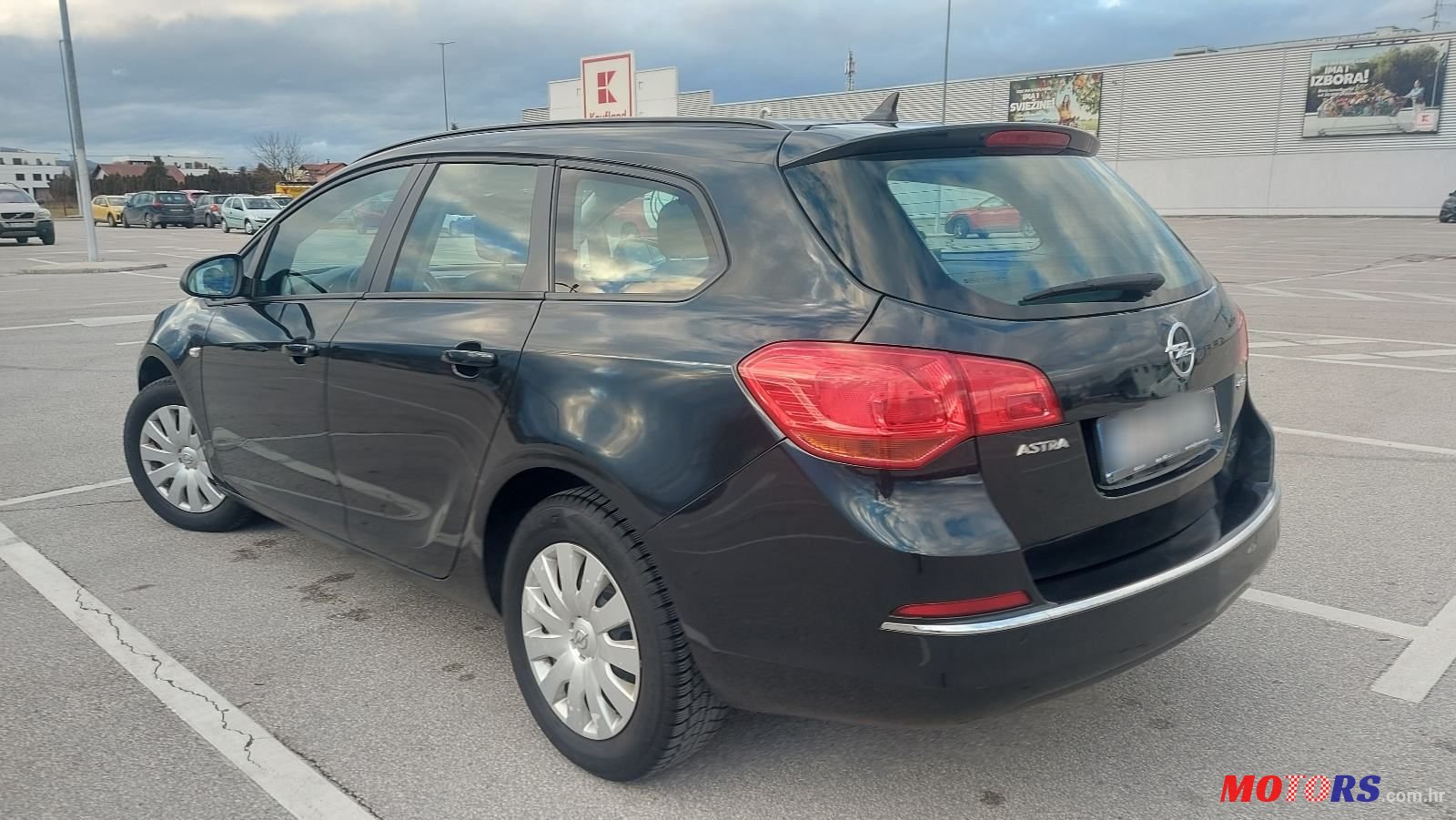 2014' Opel Astra Karavan photo #6