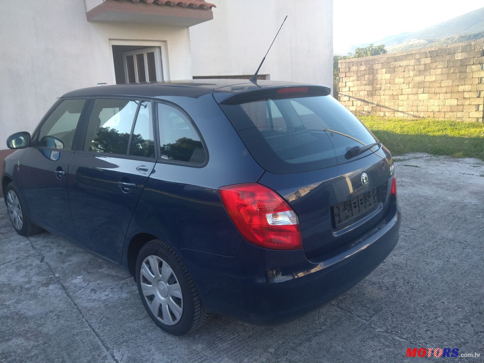 2010' Skoda Fabia photo #1