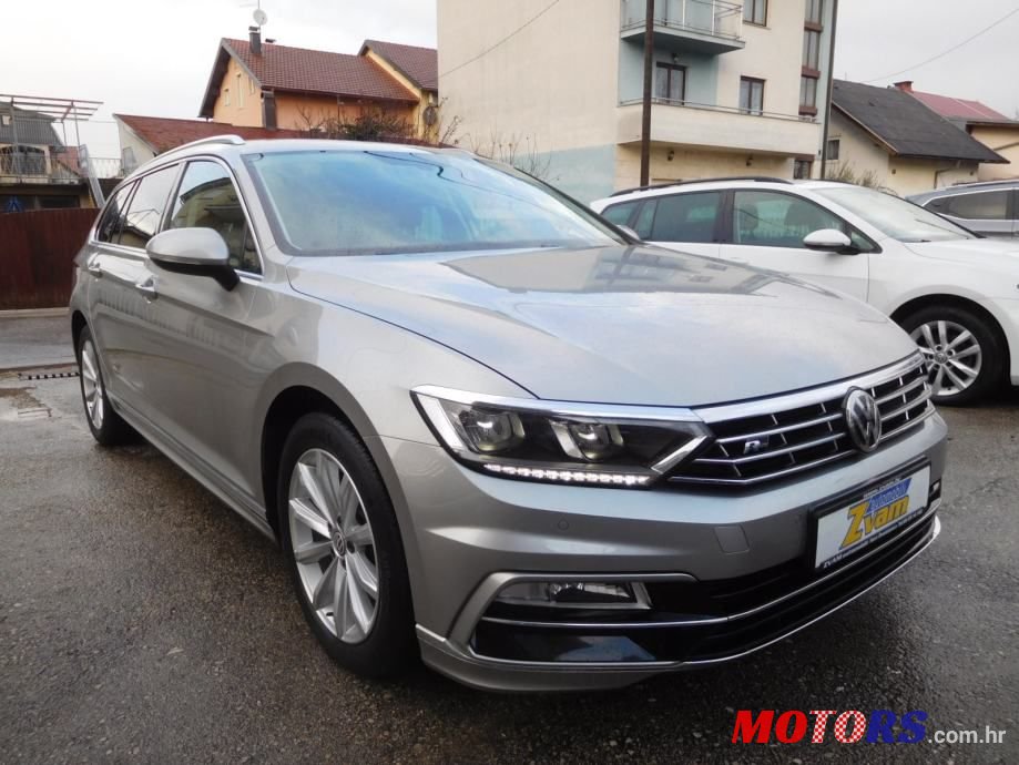 2016' Volkswagen Passat Variant photo #1