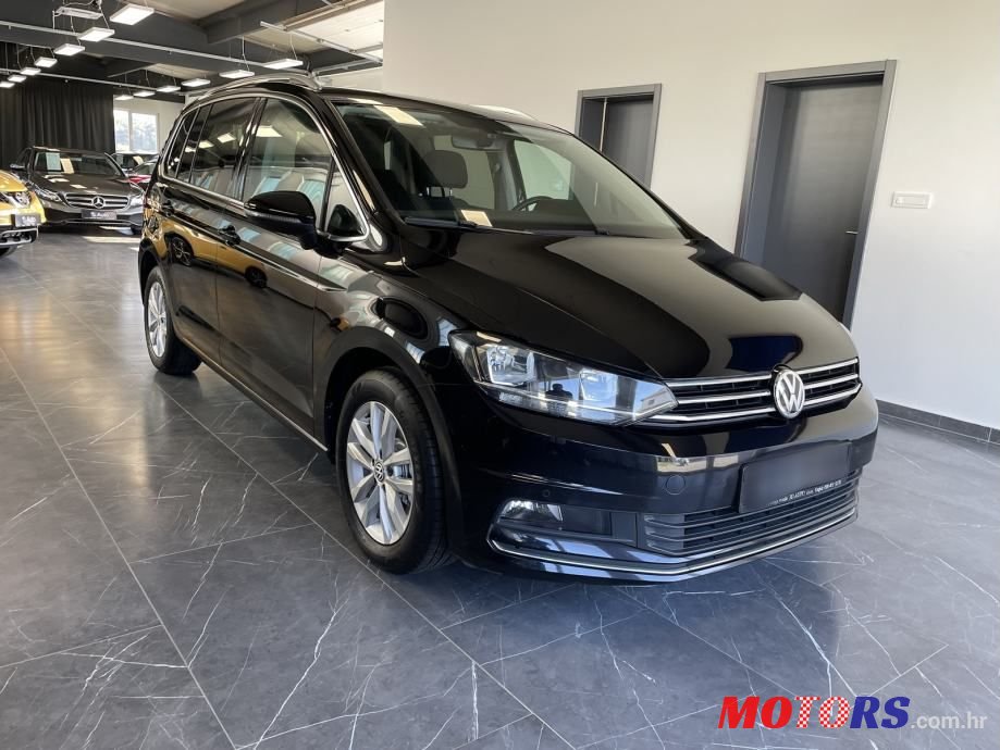 2017' Volkswagen Touran 1,6 Tdi photo #1