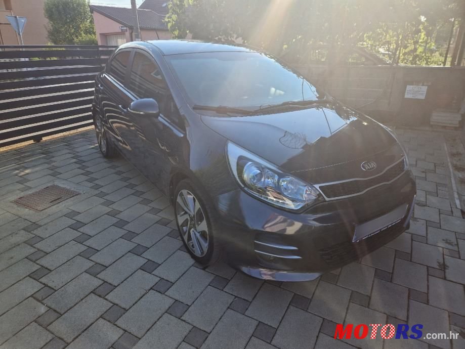 2015' Kia Rio 1,4 Crdi Ex photo #5