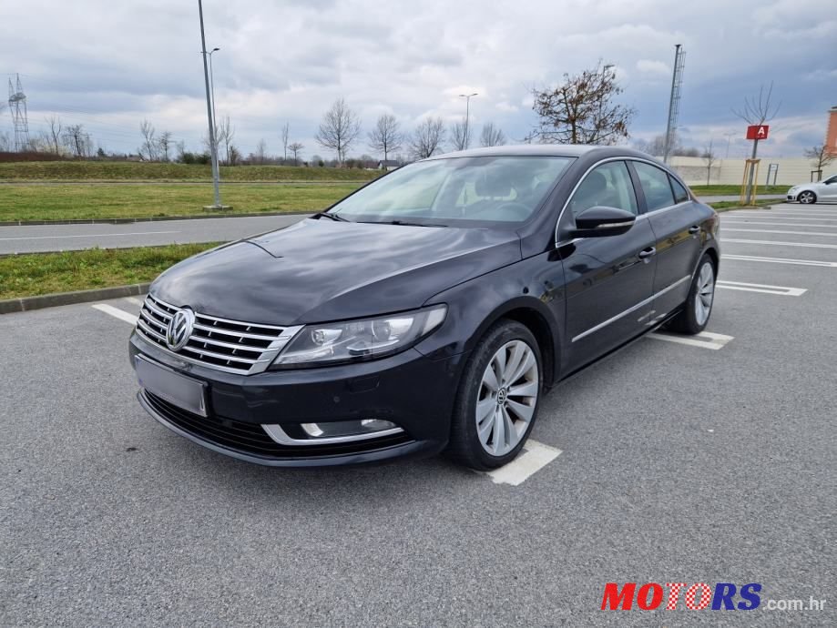 2012' Volkswagen Passat 2,0 Tdi Bmt photo #1