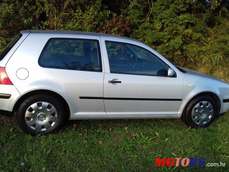 1999' Volkswagen Golf IV 1,9 Tdi photo #1