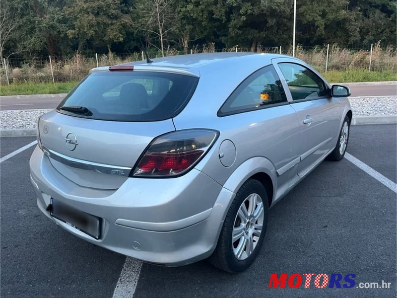 2008' Opel Astra 1,9Cdti photo #2