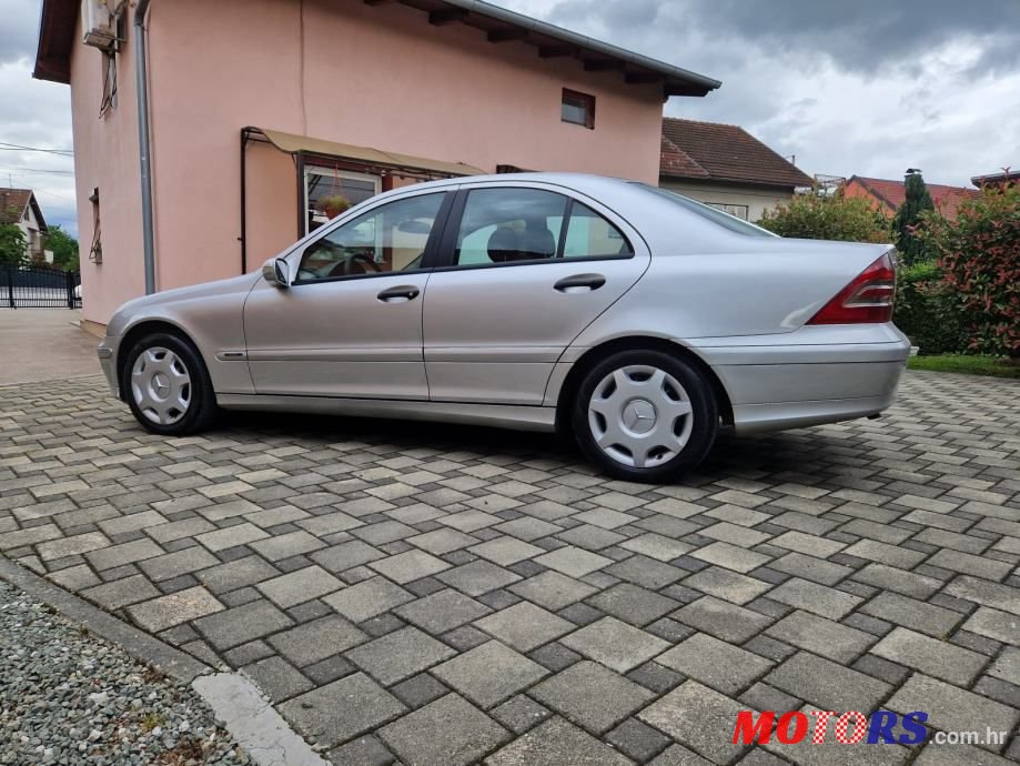 2006' Mercedes-Benz C-Klasa 200 photo #2