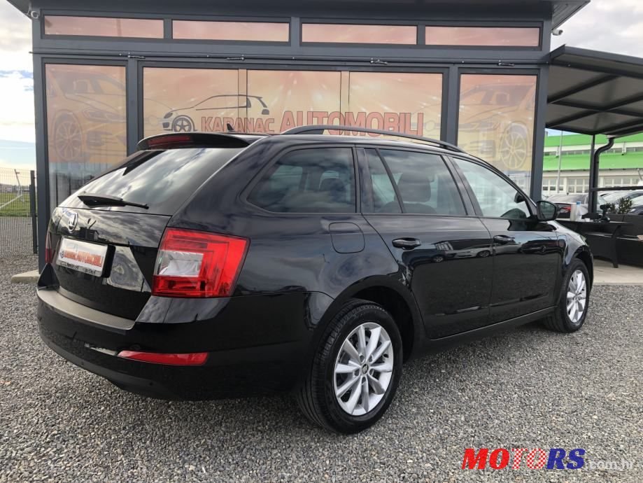 2017' Skoda Octavia Combi photo #5