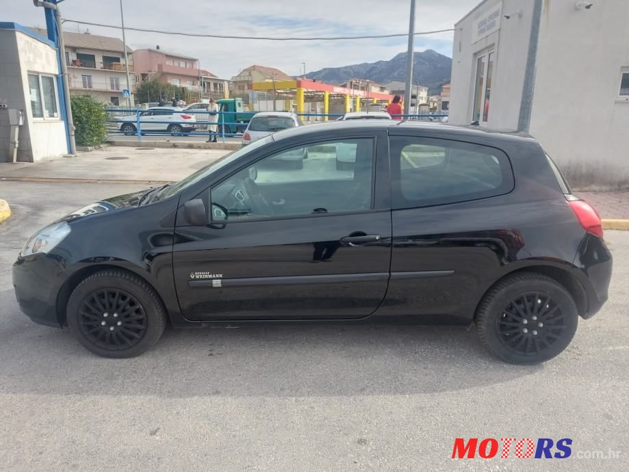 2012' Renault Clio 1,2 16V photo #5