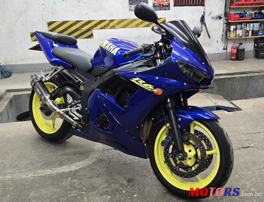 2004' Yamaha photo #1