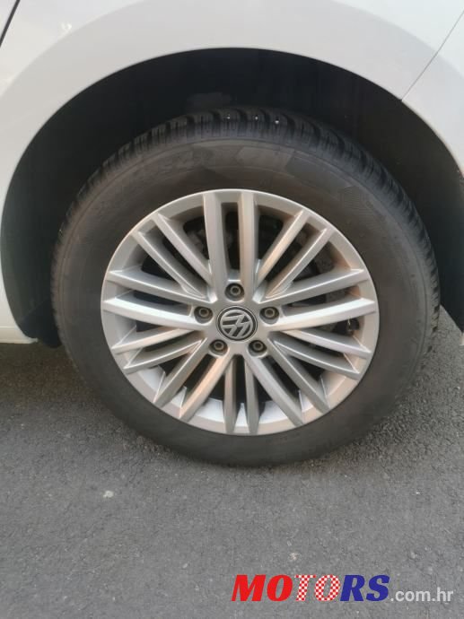 2014' Volkswagen Golf 7 1,6 Tdi Bmt photo #2