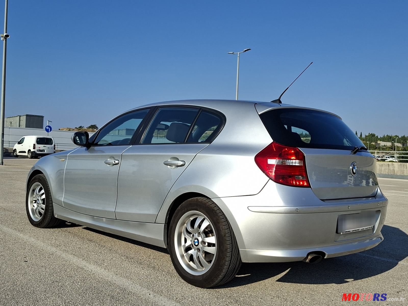 2009' BMW Serija 1 116D photo #4