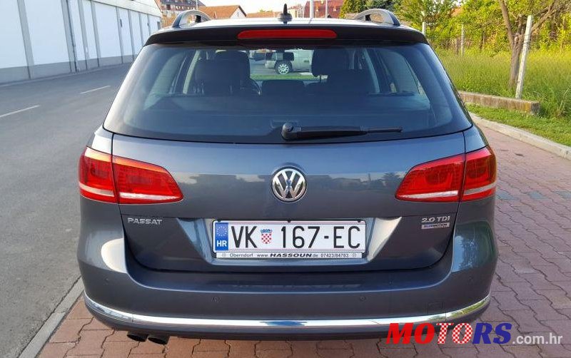 2013' Volkswagen Passat Variant 2,0 Tdi Bmt photo #2