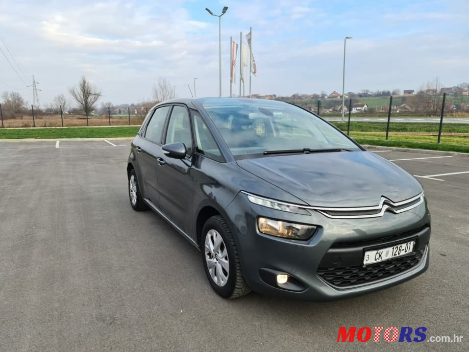 2015' Citroen C4 Picasso photo #2