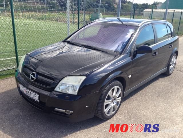 2004' Opel Signum 3,0 V6 Dt photo #3