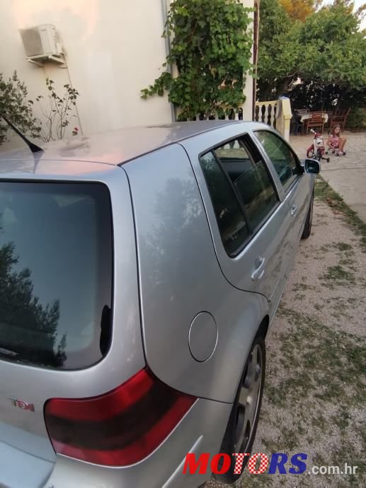 2001' Volkswagen Golf 4 1,9 Tdi photo #4