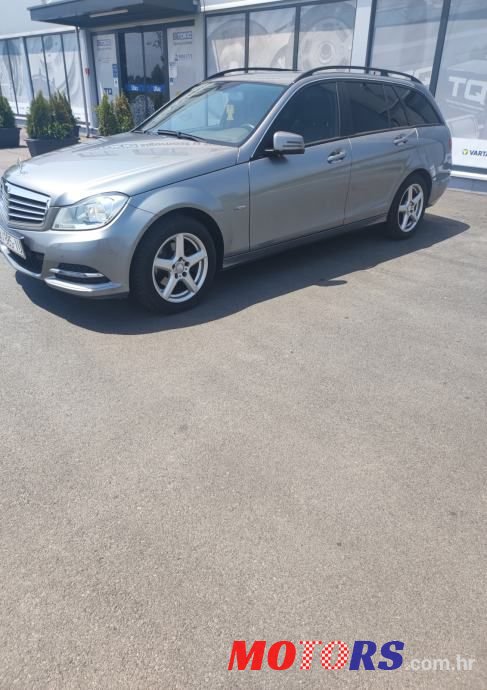 2011' Mercedes-Benz C-Klasa 200 Cdi T photo #2