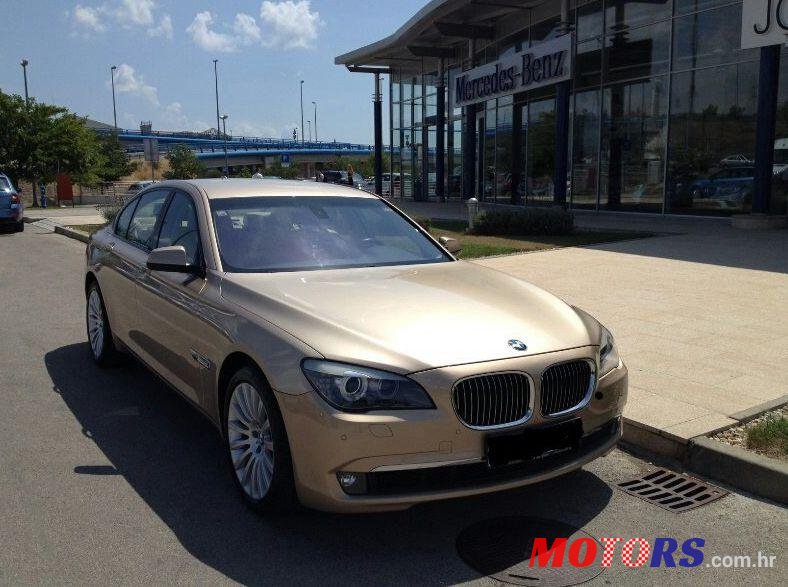 2011' BMW 7 Series 740D photo #3