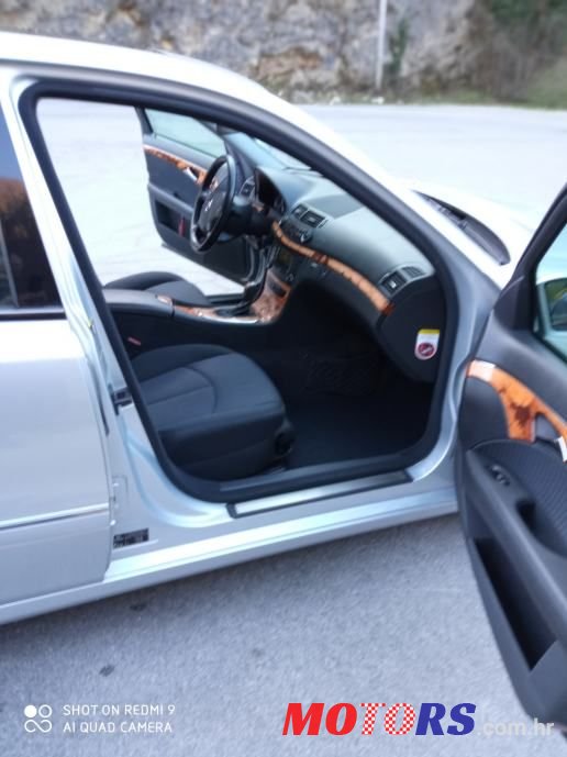 2006' Mercedes-Benz E-Klasa 220 Cdi photo #3