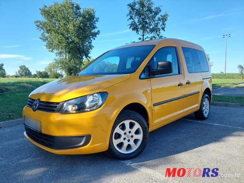 2013' Volkswagen Caddy 1,6 Tdi photo #1