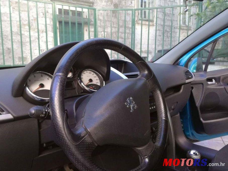 2007' Peugeot 207 Sport 1,4 16V photo #2