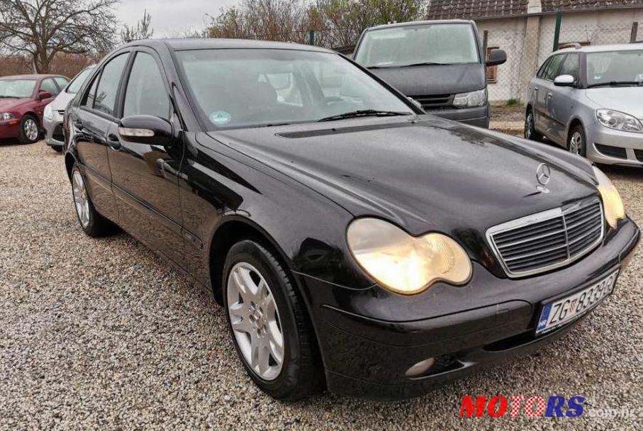 2002' Mercedes-Benz C-Klasa 220 photo #1