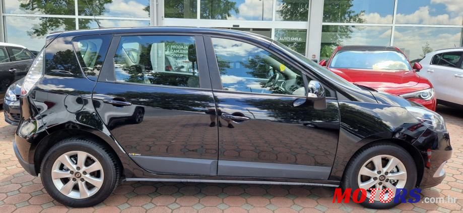 2012' Renault Scenic 1,5 Dci photo #6