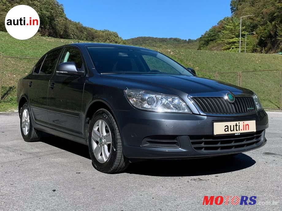 2011' Skoda Octavia photo #1