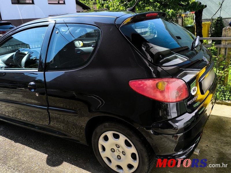 2006' Peugeot 206 photo #3