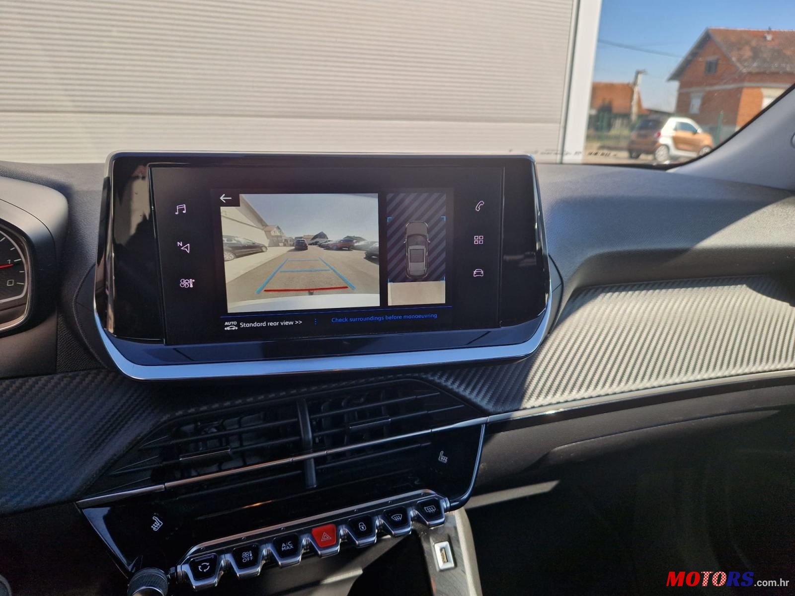 2022' Peugeot 2008 1,5 photo #5