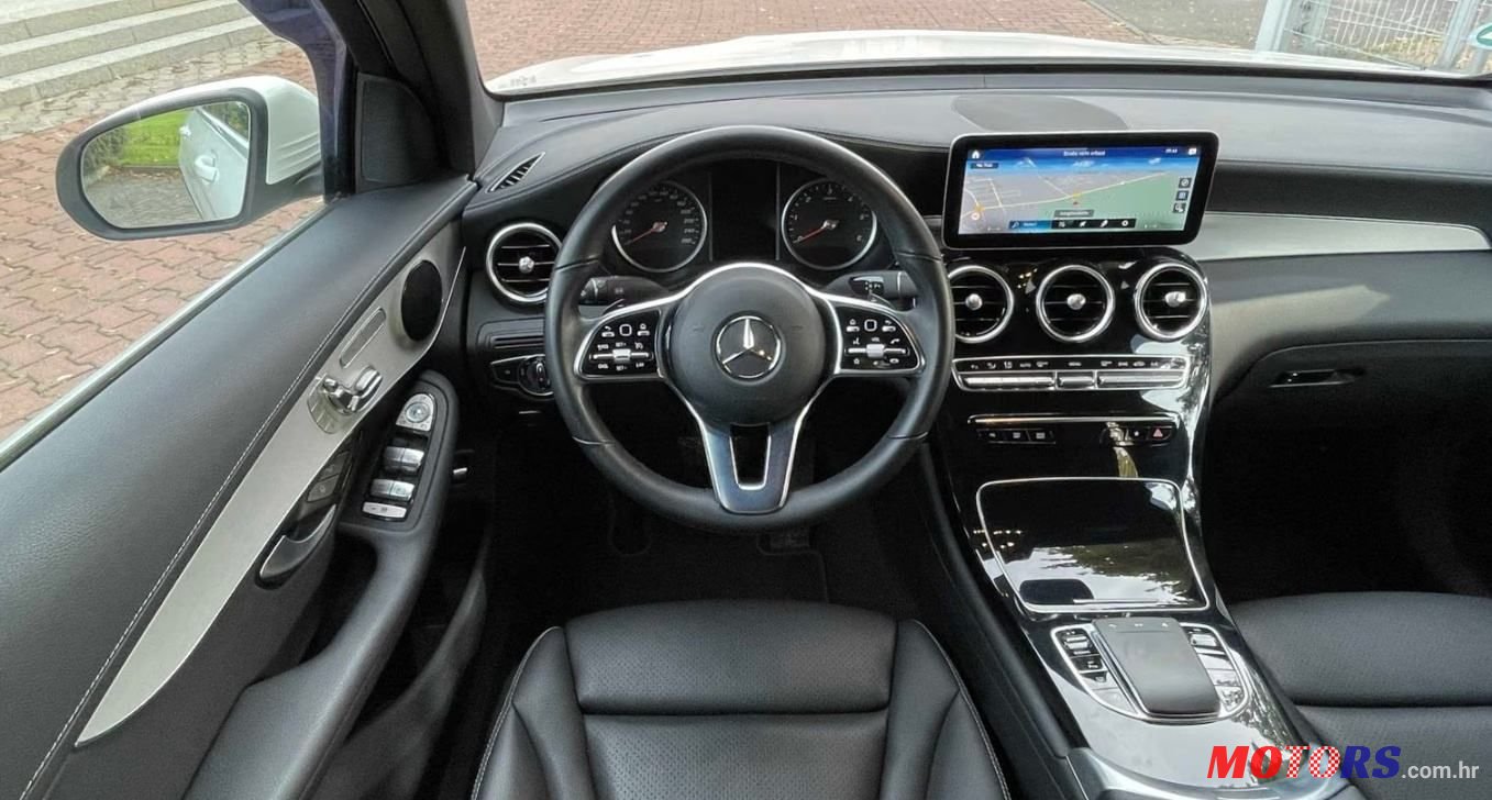 2022' Mercedes-Benz Glc Coupe 220D 4M photo #6
