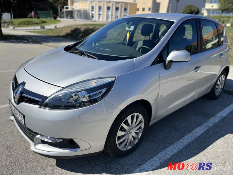 2014' Renault Scenic Dci photo #1