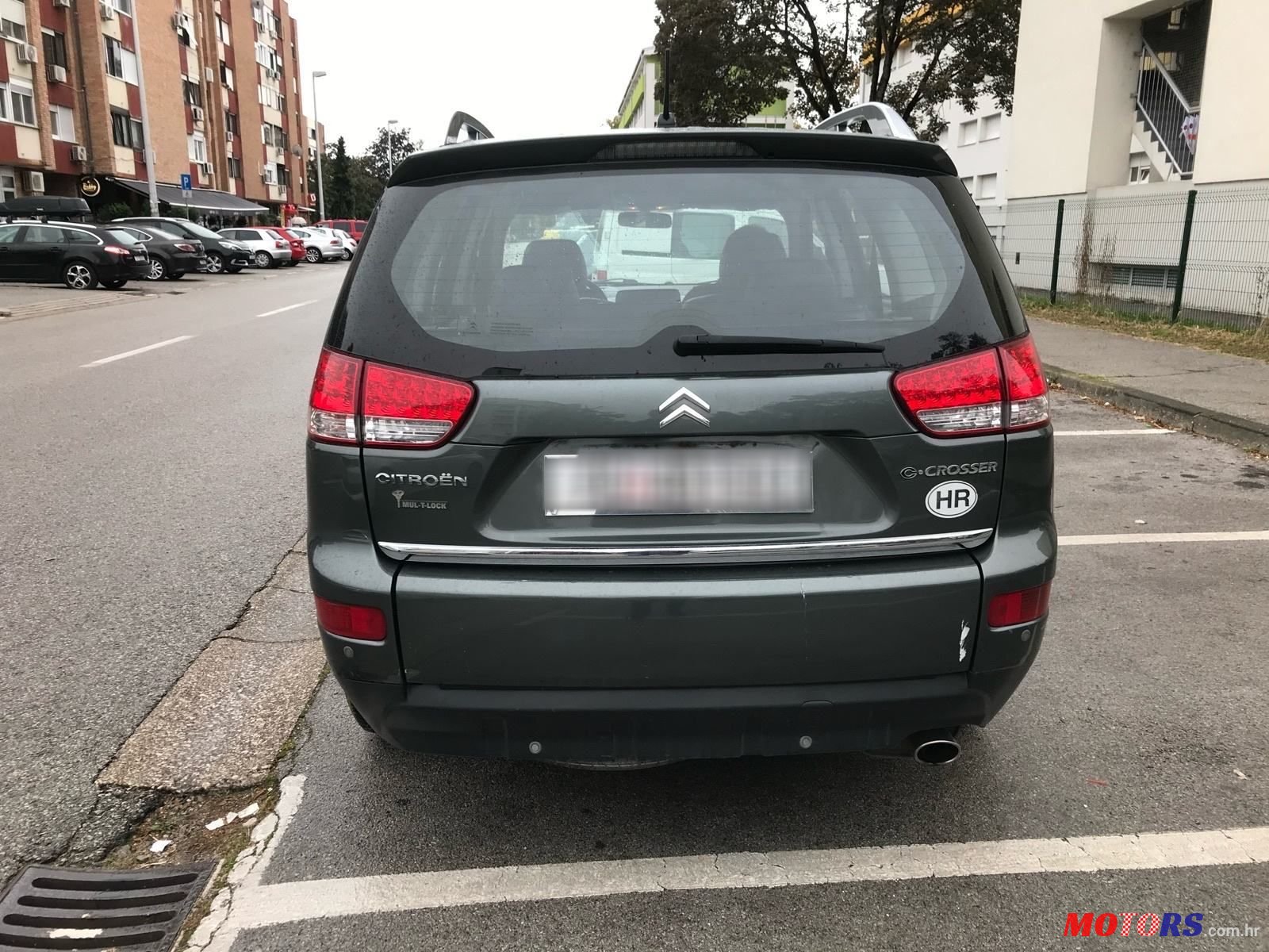 2009' Citroen C-Crosser 2.4 photo #5
