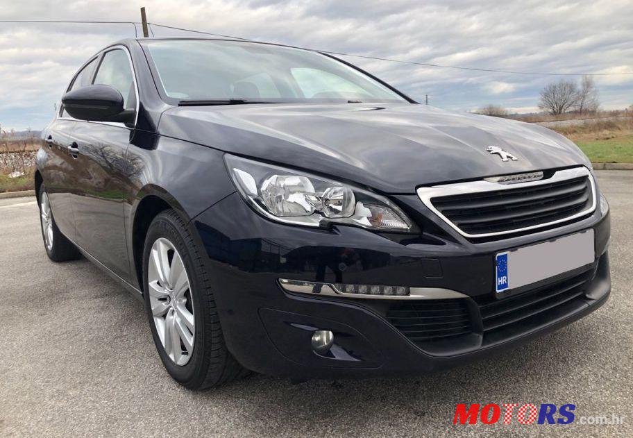 2015' Peugeot 308 1,6 Bluehdi photo #1