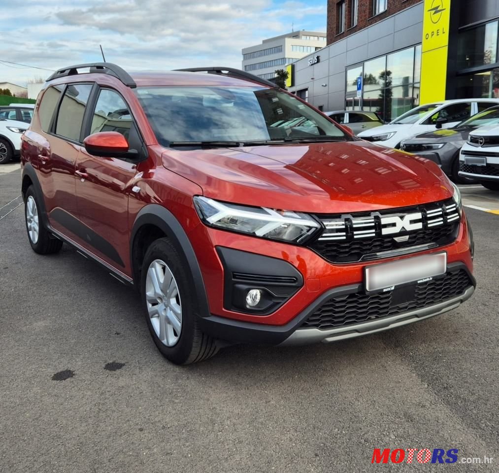 2024' Dacia Jogger photo #4