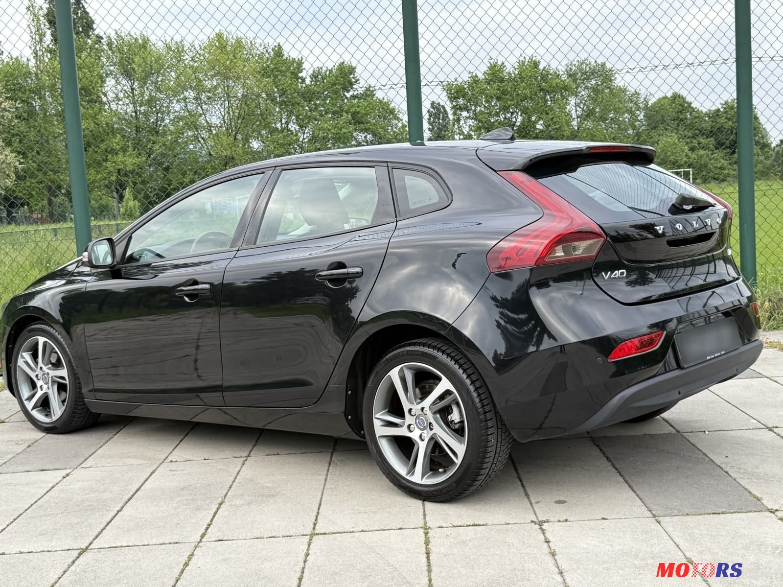 2016' Volvo V40 1.6D photo #3