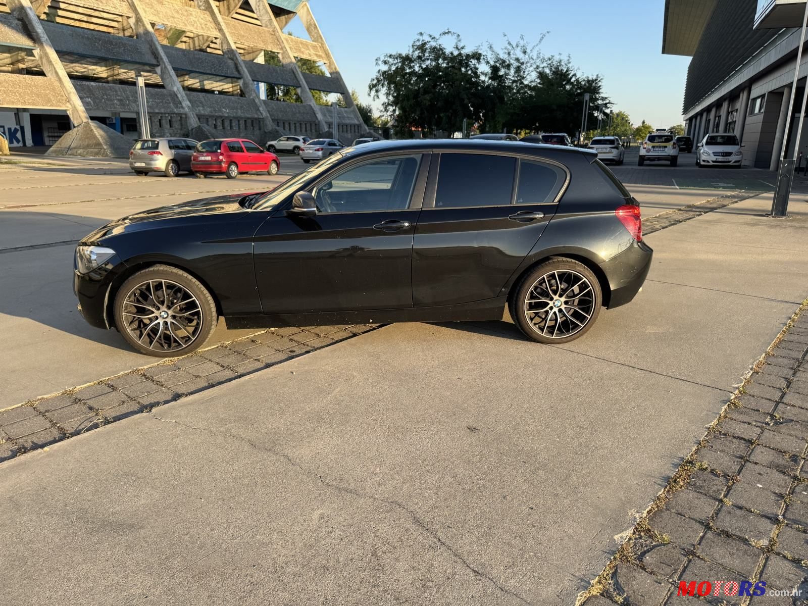 2012' BMW Serija 1 120D photo #2