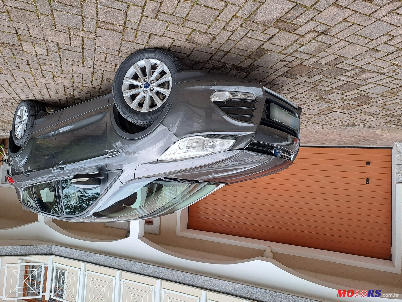 2015' Ford Kuga photo #1