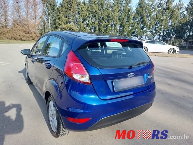 2015' Ford Fiesta photo #6