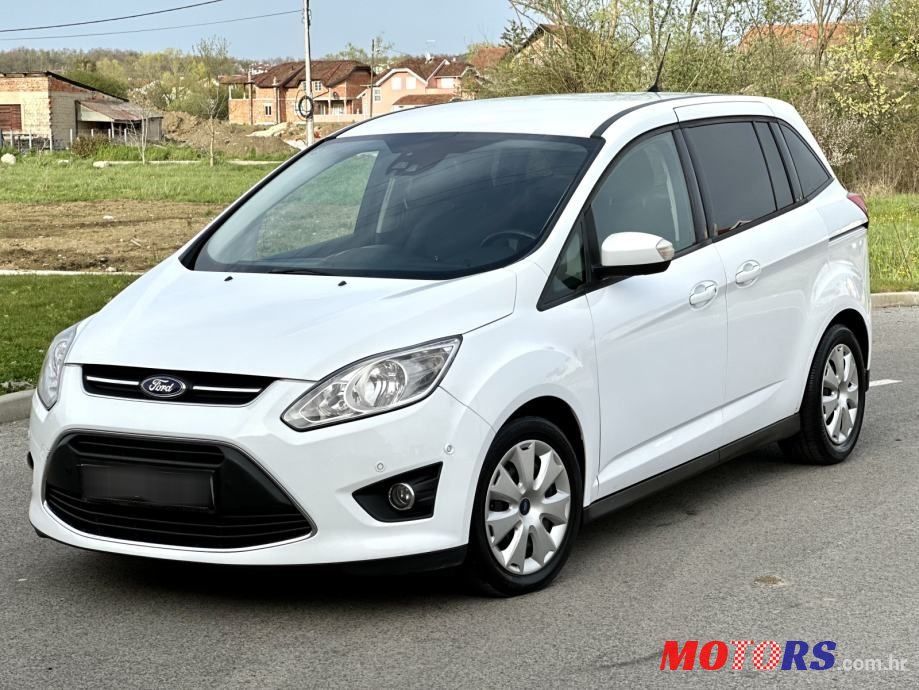 2015' Ford Grand C-MAX photo #3