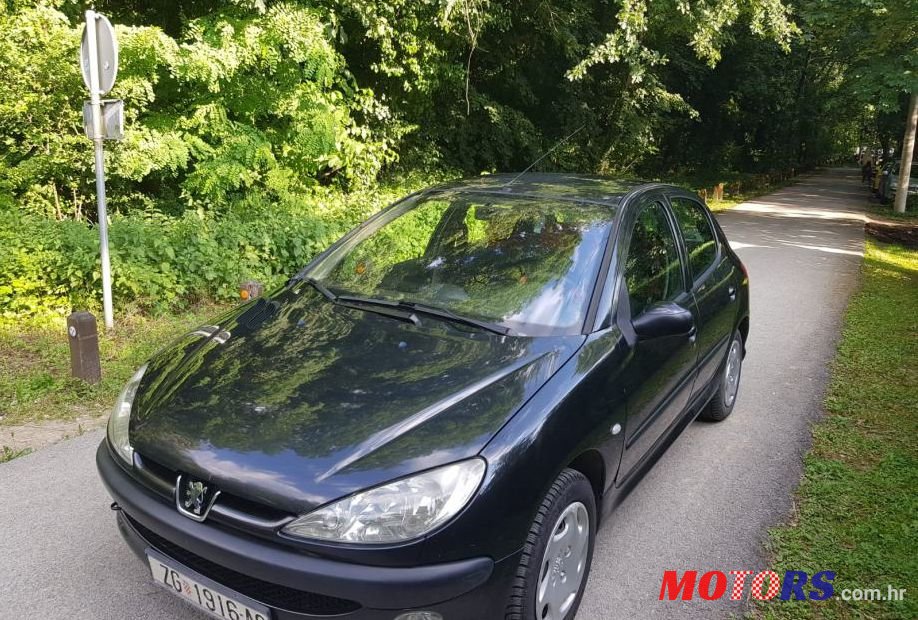 2003' Peugeot 206 206 1,4 Hdi photo #1