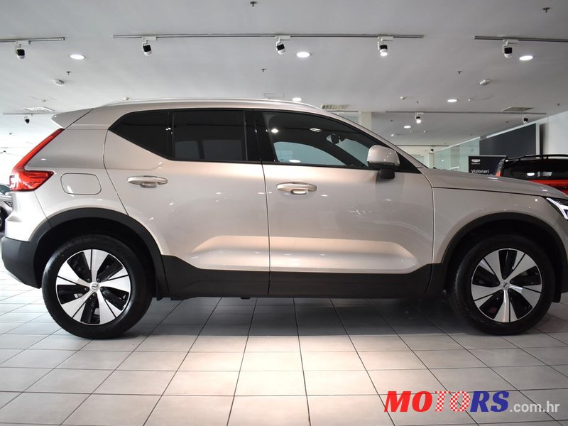 2024' Volvo XC40 photo #5