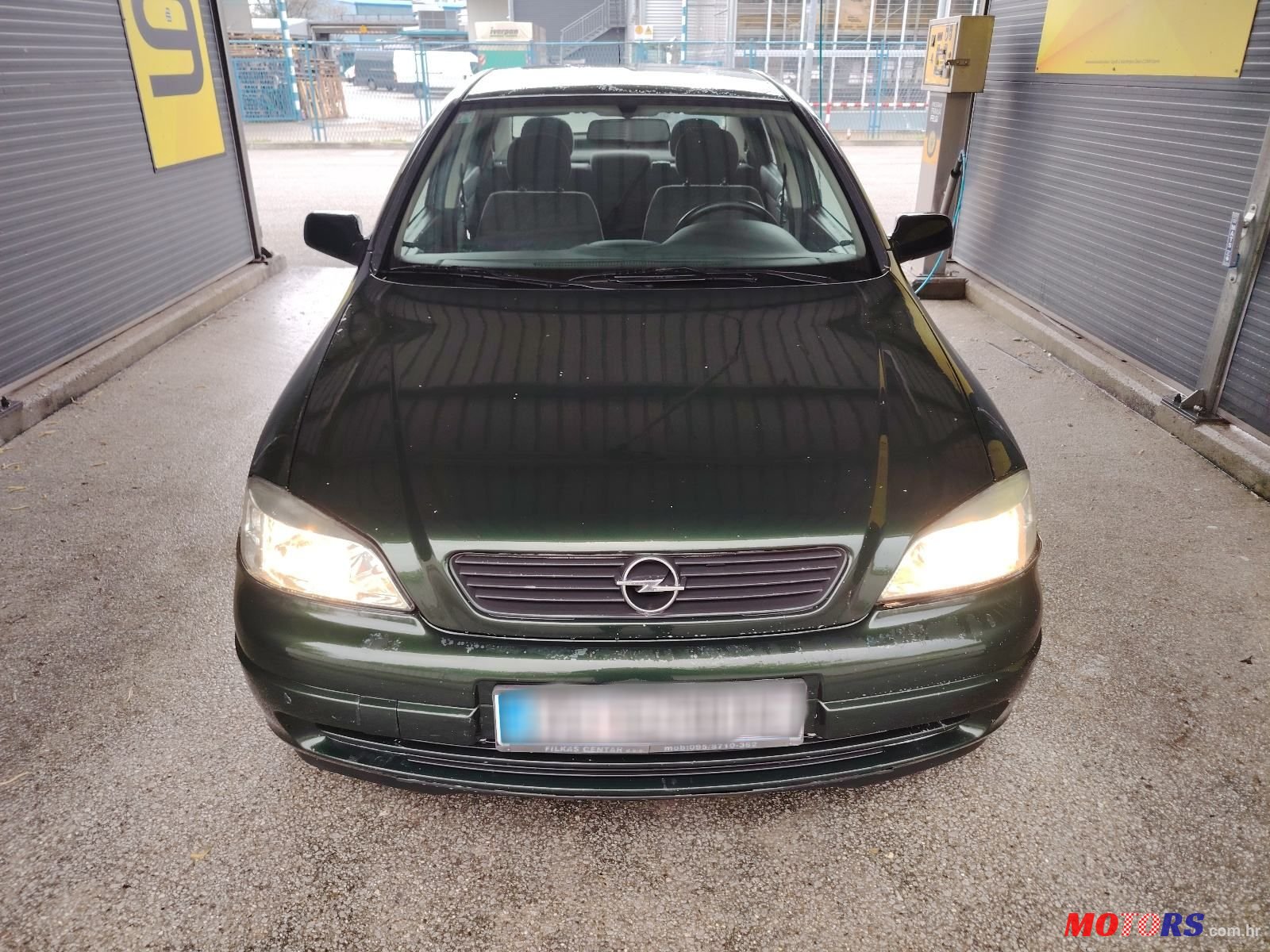 2002' Opel Astra 1,7 Dti photo #1