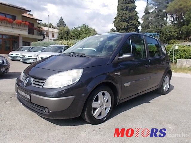 2005' Renault Scenic photo #1