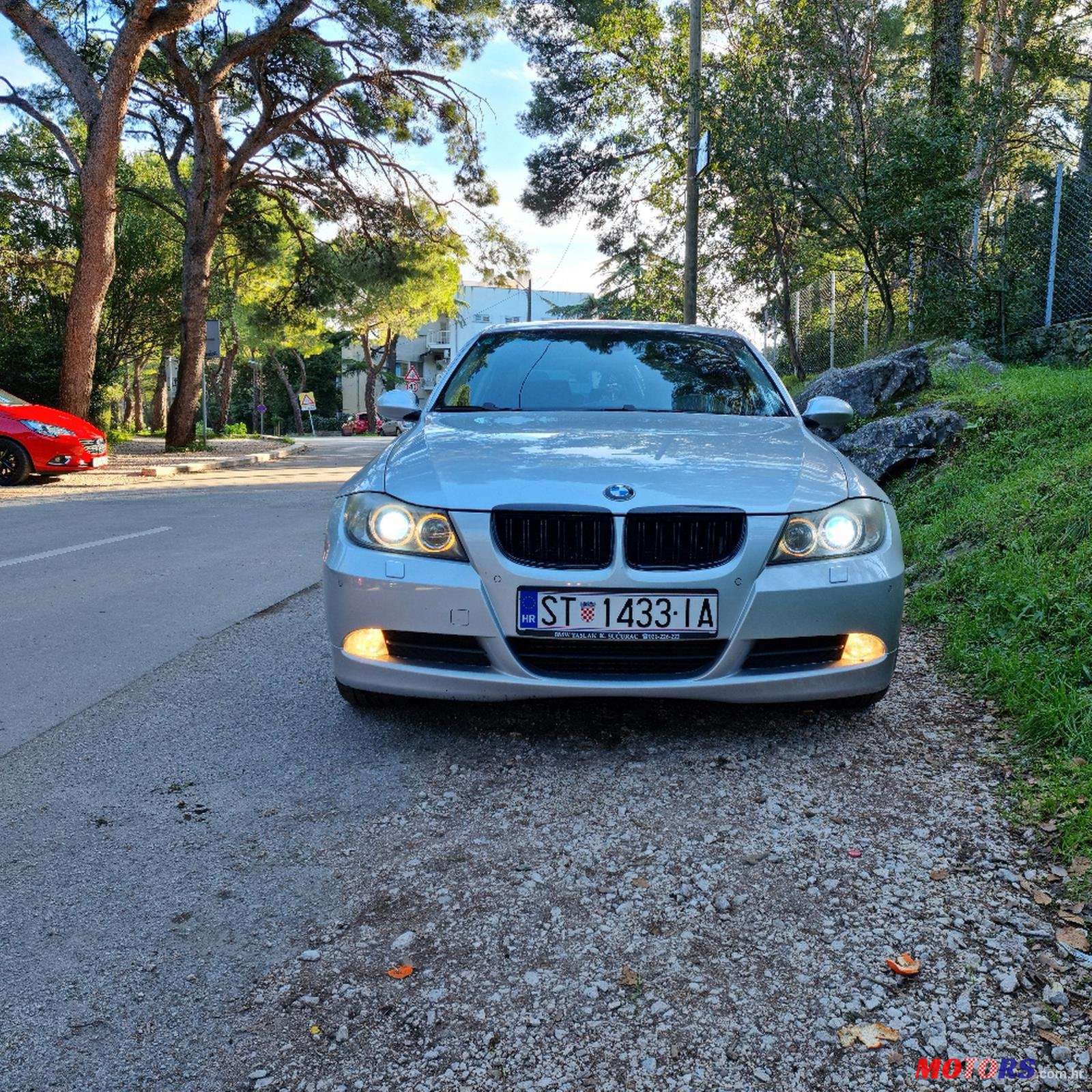 2007' BMW 3 Series photo #1